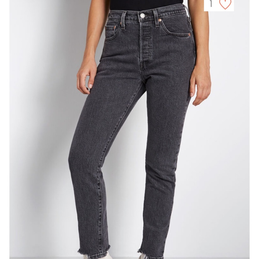 SOLD!!!!!! Grey distressed ankle levis 501